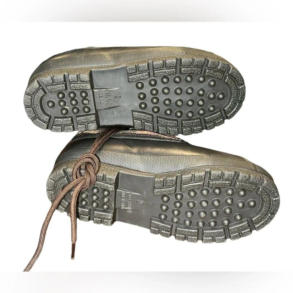 Magellan Outdoors Boys Camo‎ Duck Boot Size youth 2